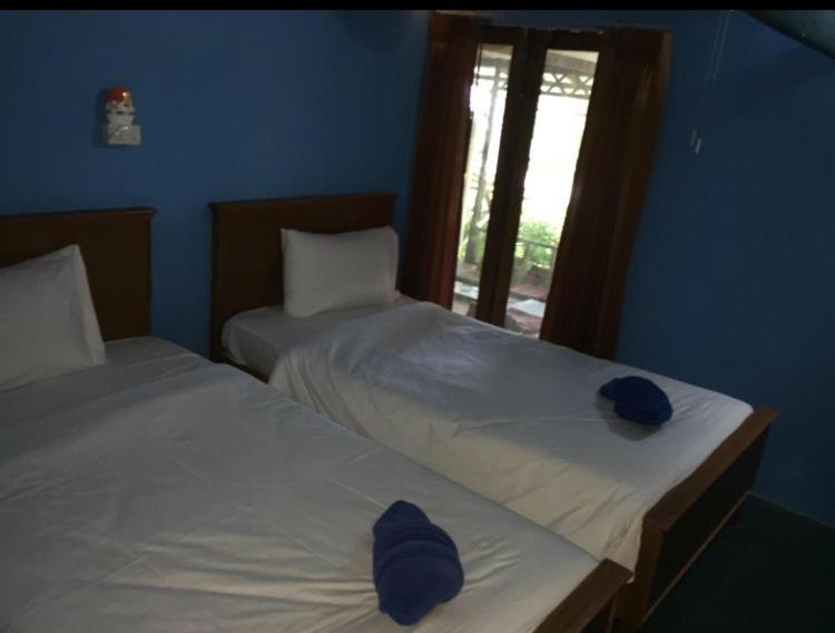 The Lazy Bar And Guesthouse Krabi town Εξωτερικό φωτογραφία