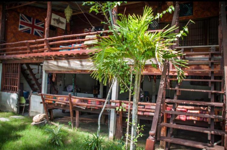The Lazy Bar And Guesthouse Krabi town Εξωτερικό φωτογραφία