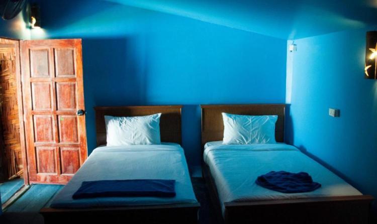 The Lazy Bar And Guesthouse Krabi town Εξωτερικό φωτογραφία