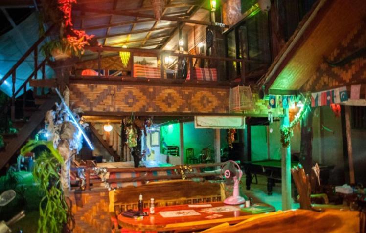 The Lazy Bar And Guesthouse Krabi town Εξωτερικό φωτογραφία